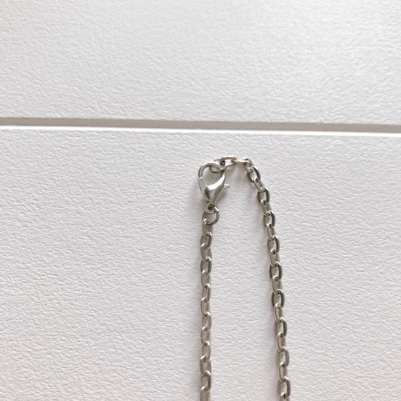 Black Heart Necklace - Picture 4 of 4